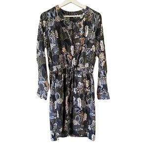 Ann Taylor Women’s Size M Dress blue/floral